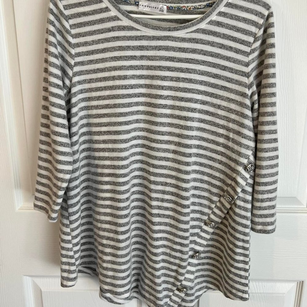 RETROLOGY white grey STRIPED SWEATER BLOUSE fall winter Womens size L Large